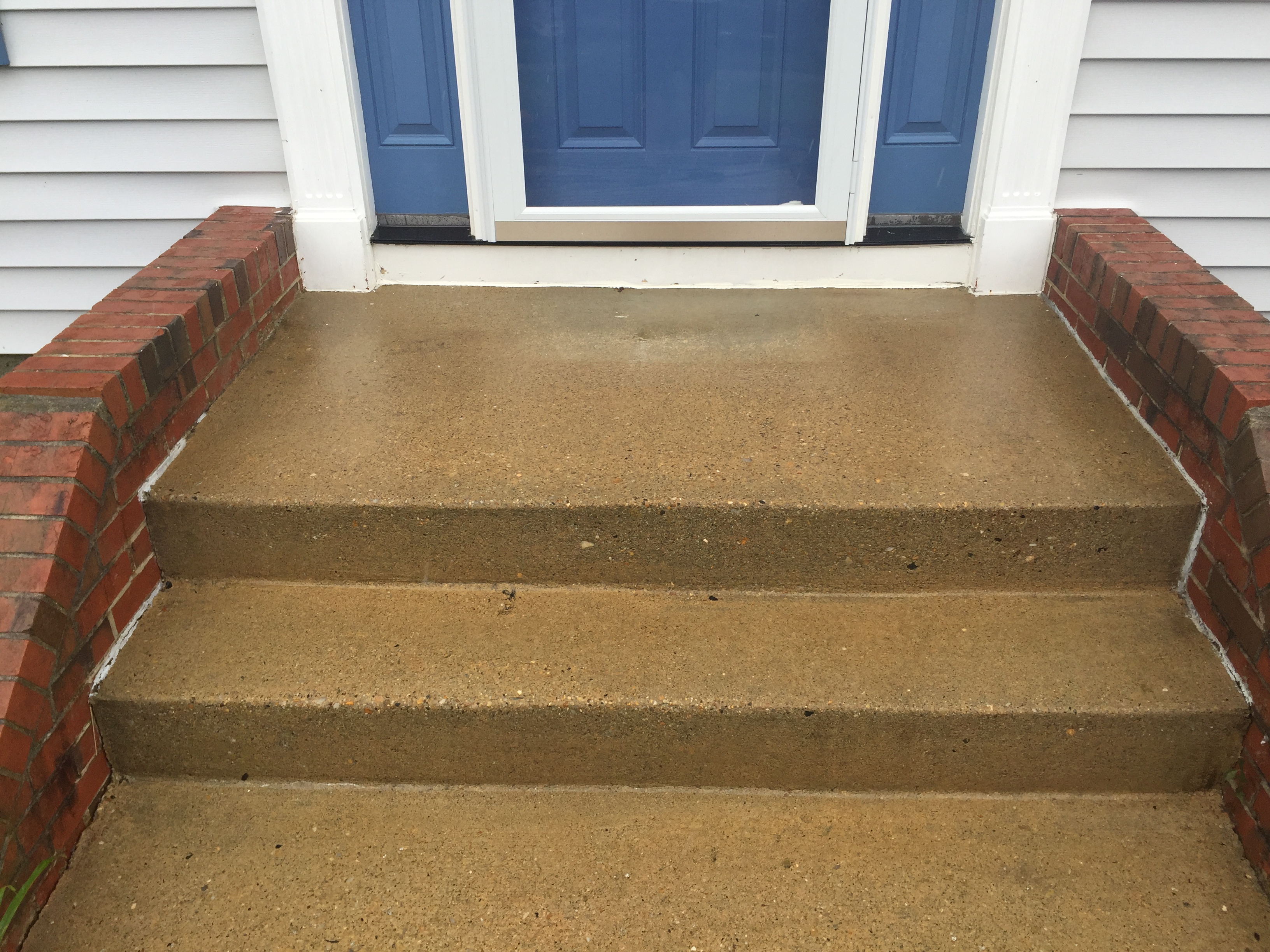 Clean concrete steps